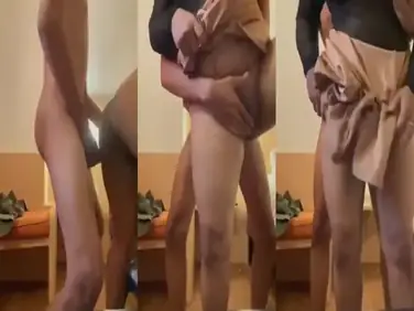 Bokep Jilbab Sange Ngewe Sambil Berdiri Di Kamar